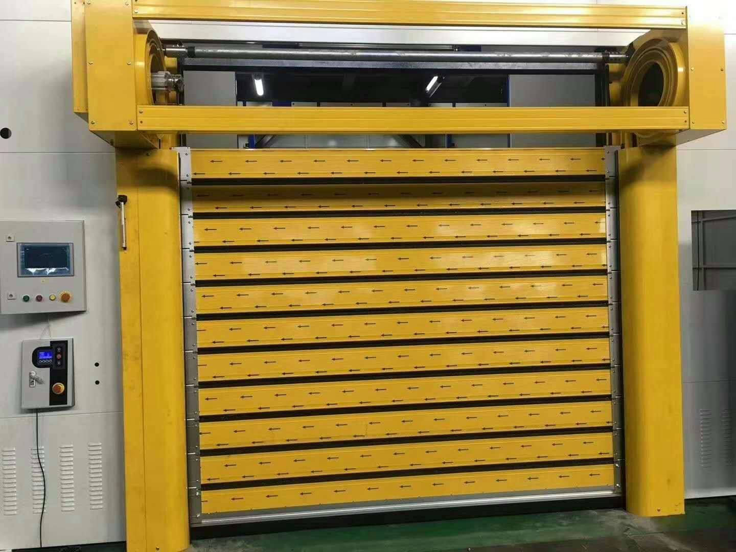 硬質(zhì)快速門